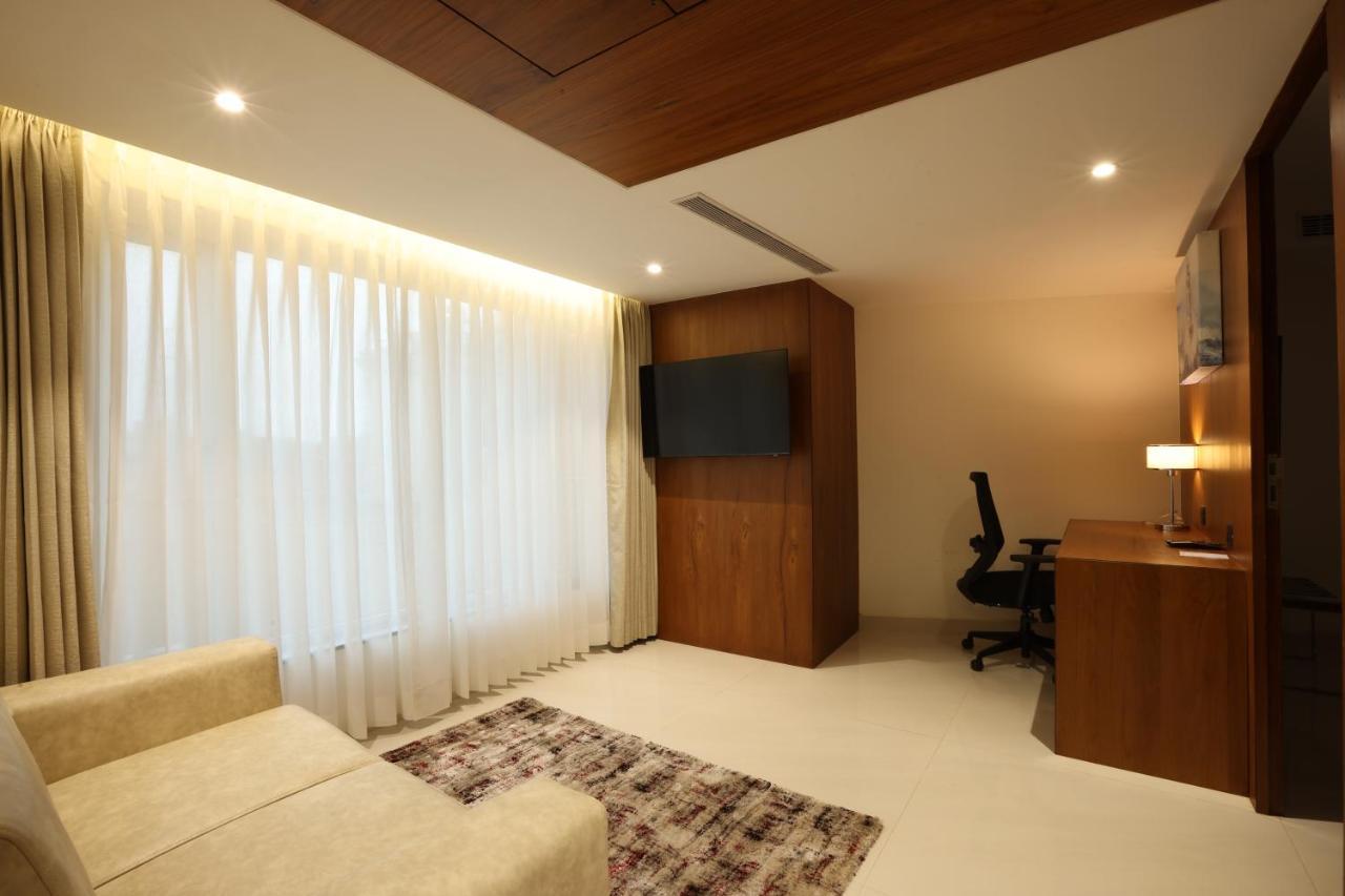 Royal Plaza Suites By Rak Rooms, Mangaluru Экстерьер фото