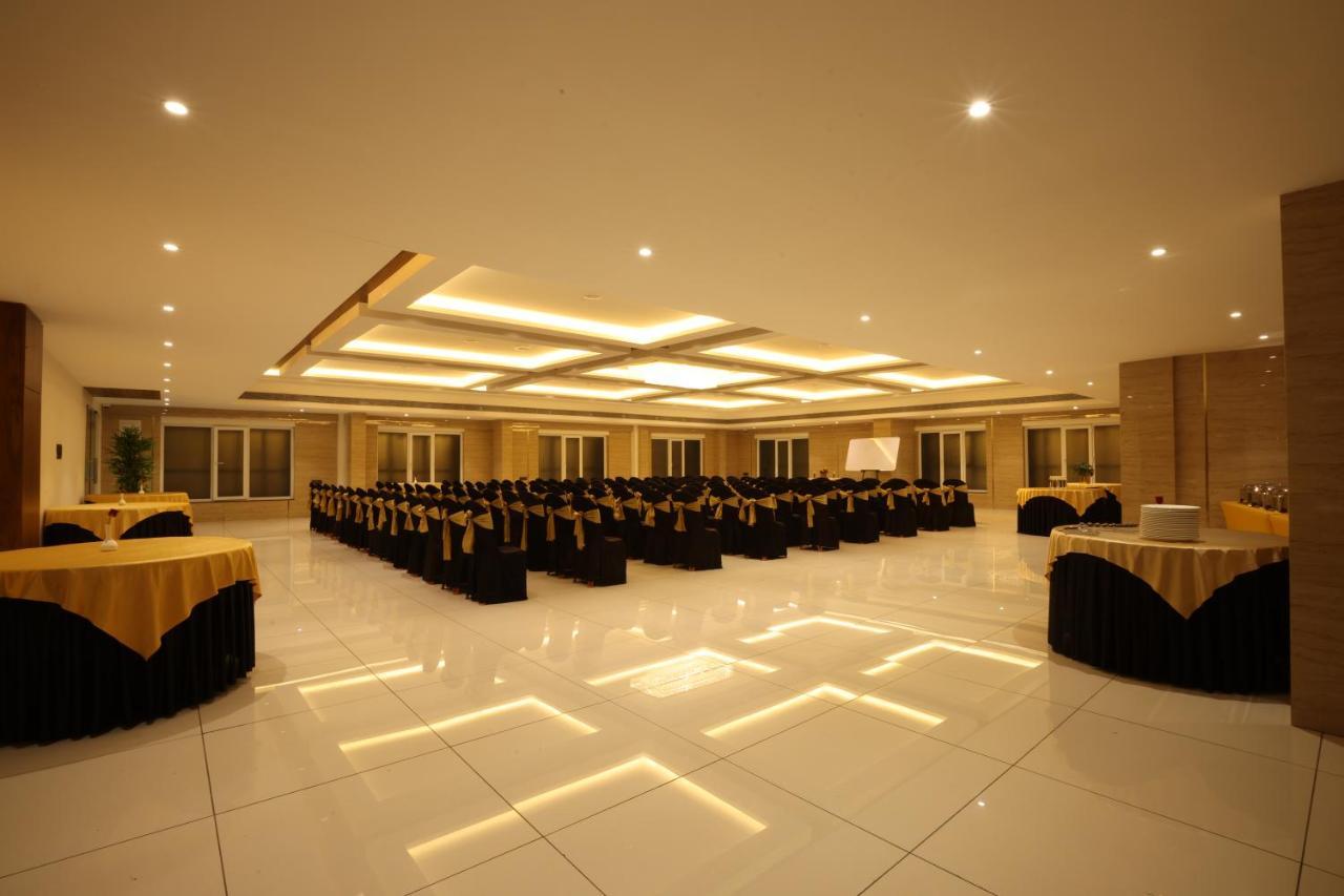 Royal Plaza Suites By Rak Rooms, Mangaluru Экстерьер фото