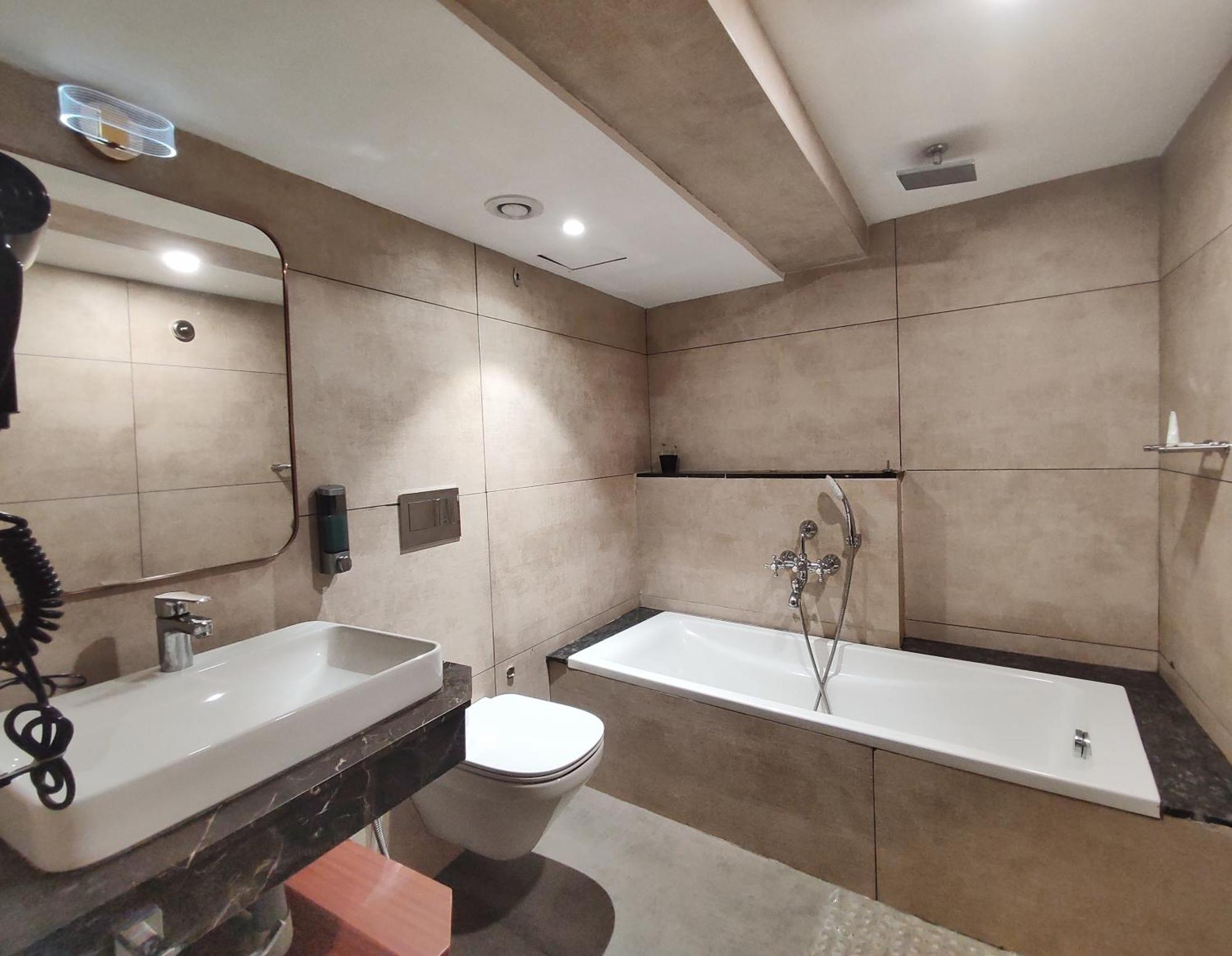 Royal Plaza Suites By Rak Rooms, Mangaluru Экстерьер фото